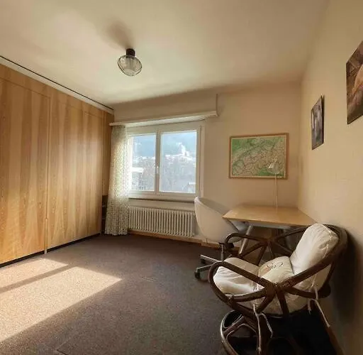 Apartment Ideally Located 3.5 Flat