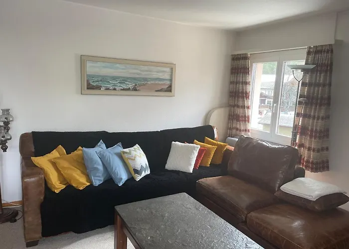 Ideally Located 3.5 Flat Apartment *