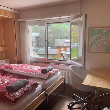 Апартаменты Ideally Located 3.5 Flat Лойкербад